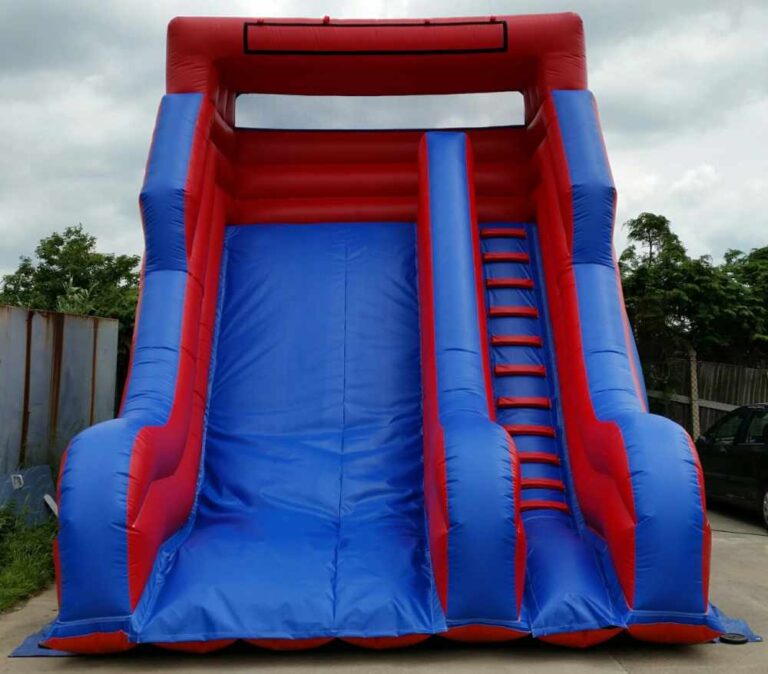 Deluxe Slide with Roof