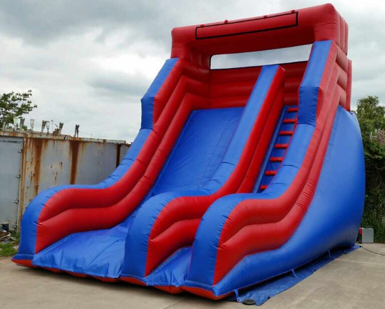 Deluxe Slide with Roof